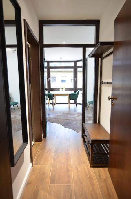 Studio 7 City Lage Mit Garage Naehe Koeln Bonn 锡格堡 外观 照片