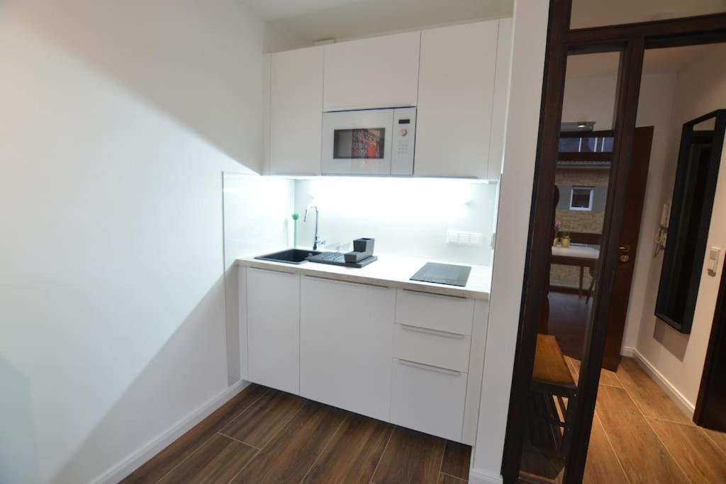 Studio 7 City Lage Mit Garage Naehe Koeln Bonn 锡格堡 外观 照片