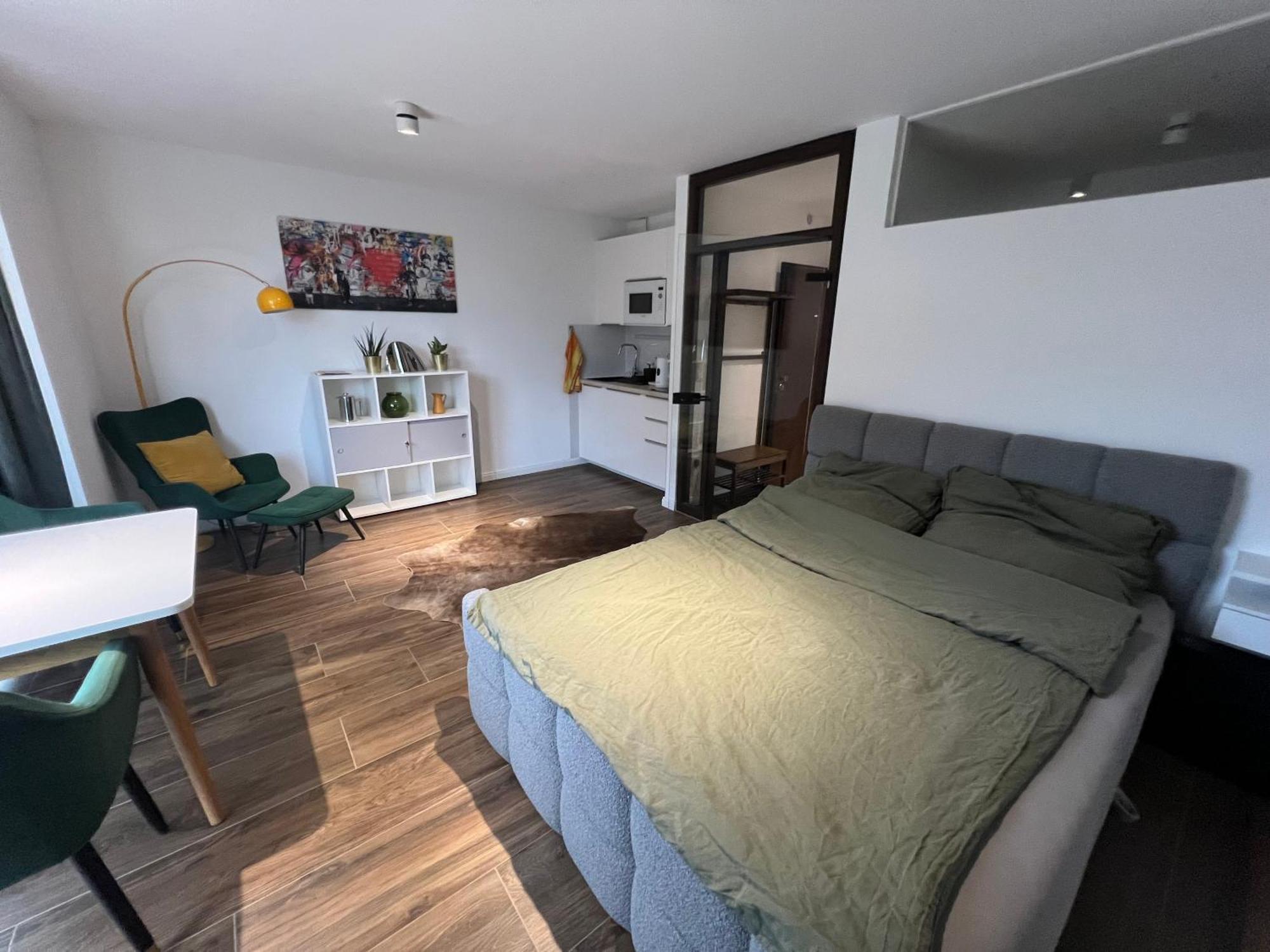 Studio 7 City Lage Mit Garage Naehe Koeln Bonn 锡格堡 外观 照片